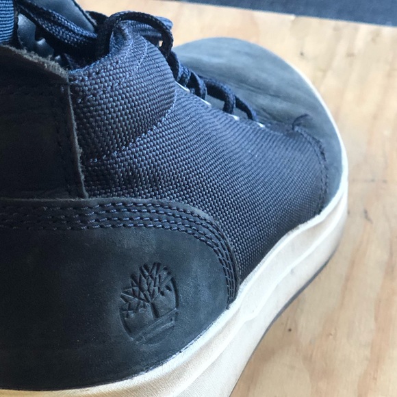 Men’s Shoes - Picture 3 of 4